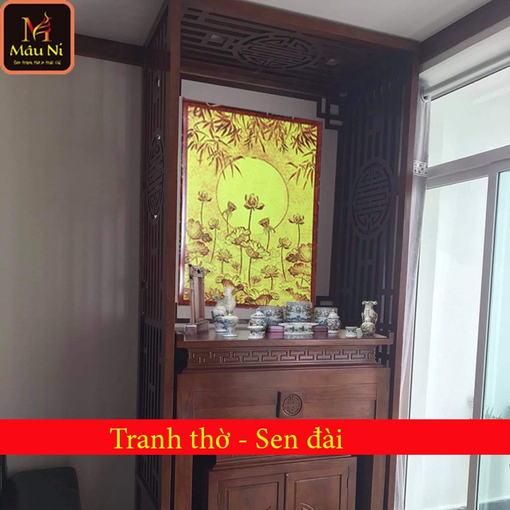 TRANH DÁN TƯỜNG Bàn thờ thần tài thổ địa [ cho bộ thần tài thổ địa ] - kt 61cmx81cm - sen hội tụ tỏa dọc