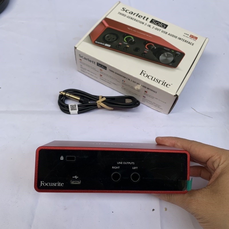 [Mã ELHACE giảm 4% đơn 300K] Combo thu âm micro AKG P120 Sound card Focusrite scarlett solo gen 3 và đầy đủ phụ kiện