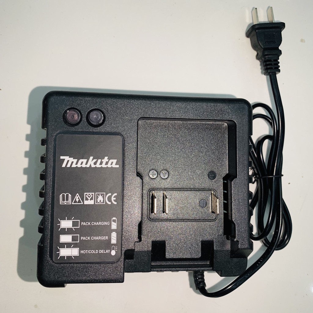 Sạc Đế Trượt Pin 18V - 21V Sử Dụng Chân MAKITA Mạch Adapter