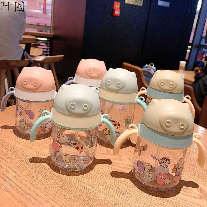 Bình đựng nước, sữa nắp gạt cho bé tập hút tập  250ml có  vạch chia, van chống sặc và dây đeo tiện lợi