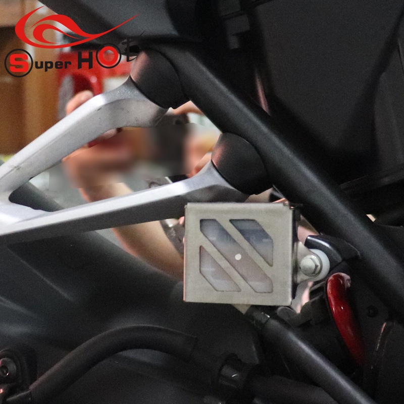 Vỏ bảo vệ trang trí bình dầu chuyên dụng dành cho xe Honda CB150R CB300R CB250R / 125R