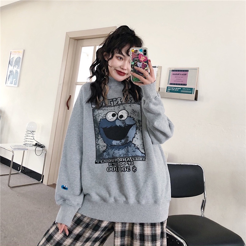 Áo nỉ tay dài cổ cao dáng rộng in họa tiết hoạt hình phong cách Hàn Quốc thời trang | BigBuy360 - bigbuy360.vn