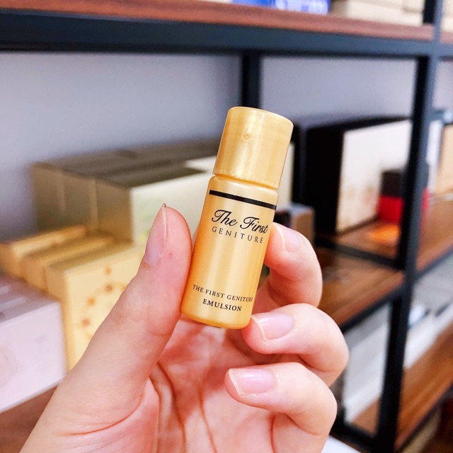 Set 2 nước hoa Hồng và sữa dưỡng The First chuẩn công ty | BigBuy360 - bigbuy360.vn