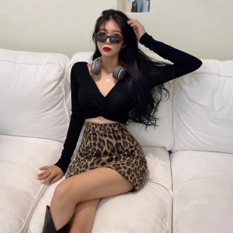 ÁO CROPTOP TAY DÀI XOẮN NGỰC ẢNH THẬT CUỐI X8