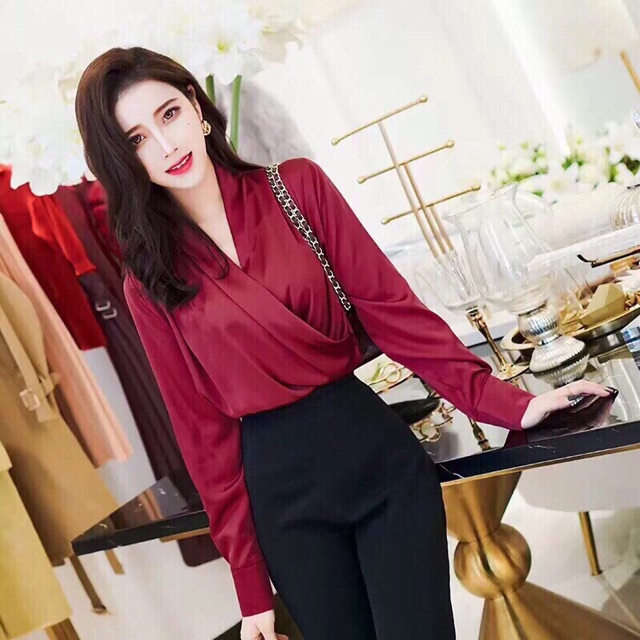 Áo lụa vạt chéo