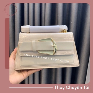 Túi chữ p dải đeo chéo