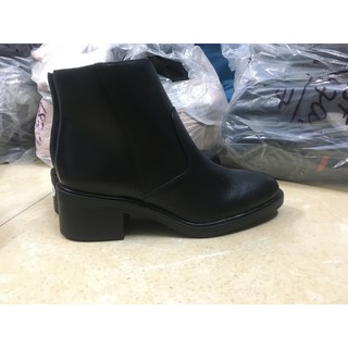 Boot da thật, Bershka, đế cao 3cm, cao cổ, mềm êm, ôm khít cổ chân, bên trong lót lông ấm