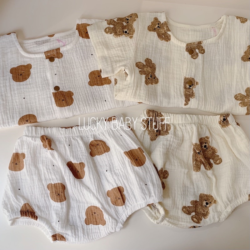 Bộ cộc tay quần bí cài khuy cho bé trai bé gái chất xô muslin hoạ tiết gấu