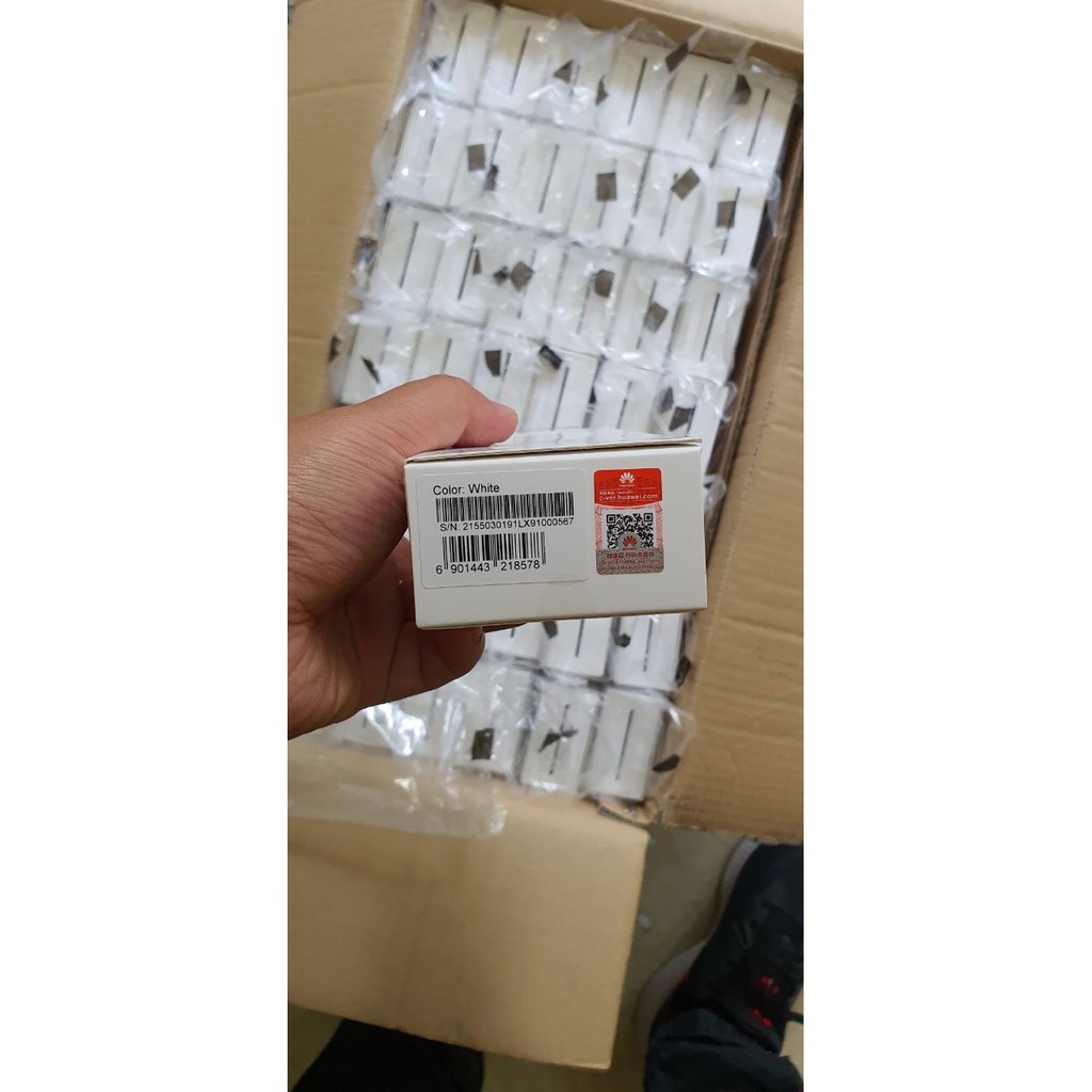 Gậy chụp ảnh tự sướng Huawei CF33 chính hãng có đèn Moonlight Selfie Stick