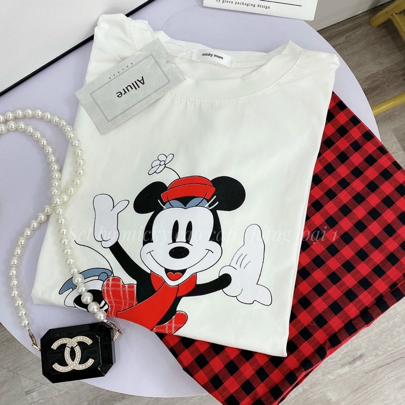 Set Bộ Áo Phông Trắng Mickey Và Quần Dài Kẻ Caro Màu Đỏ