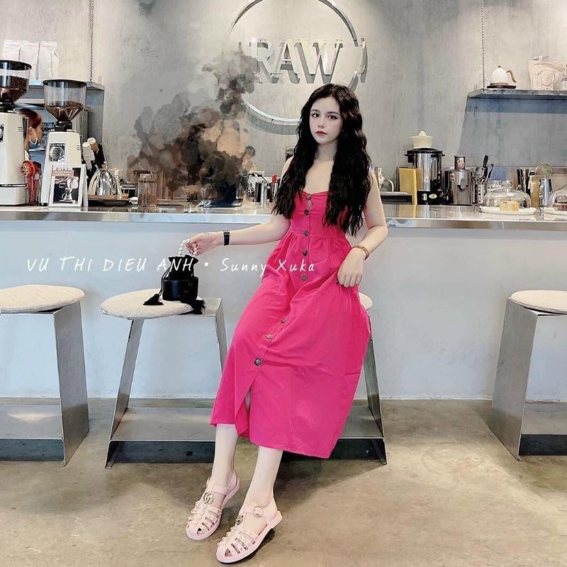 [ ẢNH THẬT TRẢI SÀN] ĐẦM HAI DÂY DÁNG DÀI MAXXI TRẮNG KẾT | BigBuy360 - bigbuy360.vn