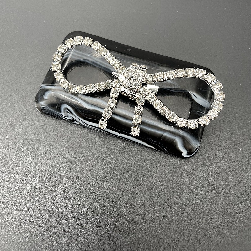 1477944 Cài Áo Hình Nơ Đính Đá Phong Cách Hàn Quốc