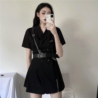 Set váy đen dành cho cô nàng đầy cá tính