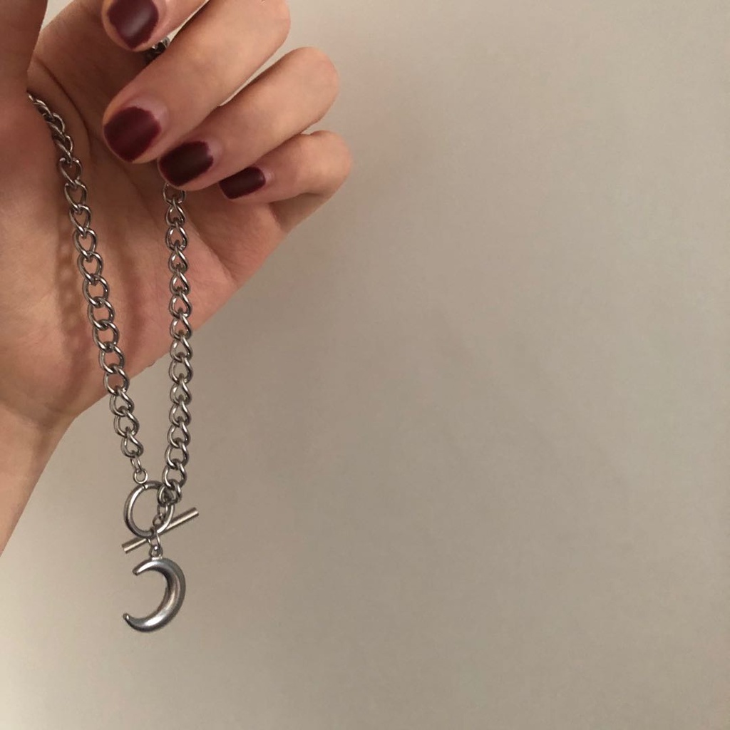 Dây chuyền Ahellogirl kim loại mặt hình mặt trăng thời trang cá tính cho nữ