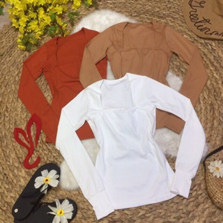 Áo thun tay dài cổ vuông