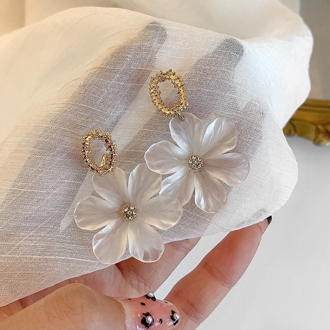 Bông tai hình hoa nhỏ phong cách Hàn Quốc cho nữ
