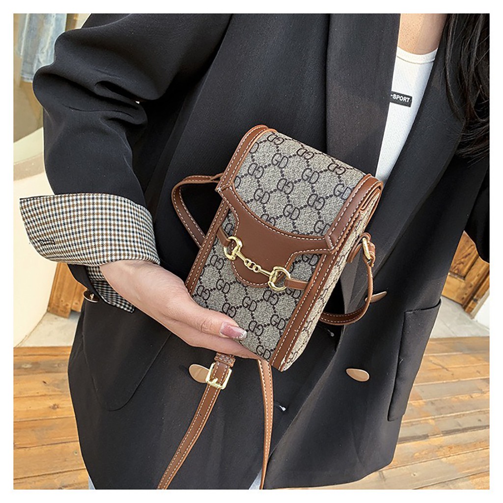 Túi đeo chéo nữ đẹp đựng điện thoại đi chơi cao cấp giá rẻ DC186 | BigBuy360 - bigbuy360.vn