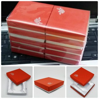 Sỉ 100 hộp trang sức bông hồng đựng vòng tay,lắc tay giá tốt