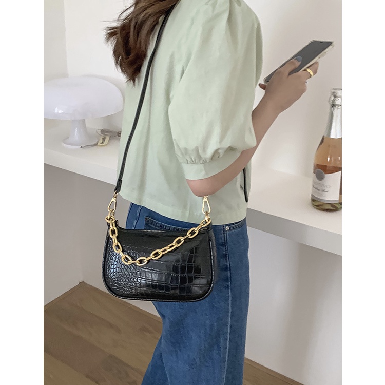 Túi kẹp nách, túi xách nữ đeo vai đi chơi giá rẻ trần trám LOKADO HY205