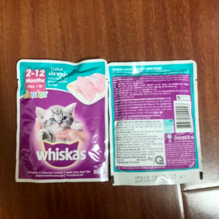 Pate cho mèo con whiskas junior- túi 85g vị cá ngừ (cho mèo từ 2-12 tháng tuổi)