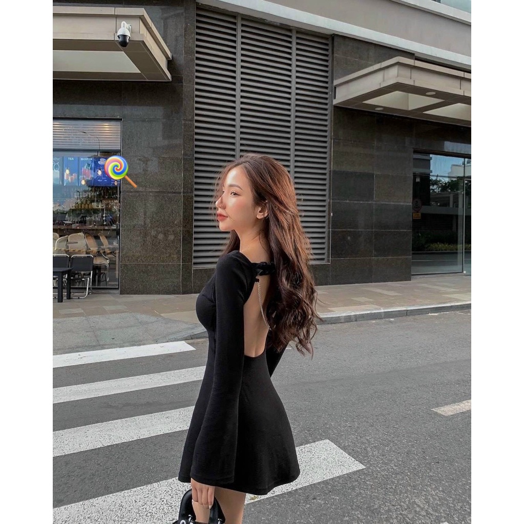 Đầm tay dài loe cổ vuông hở lưng 1 chun bèo dây xích dáng xòe nhẹ cực xinh , chất thun gân tăm mềm mịn