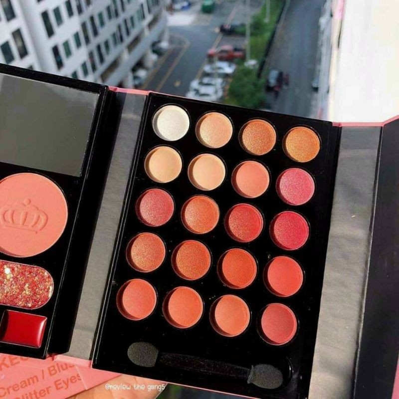 PHẤN MẮT BÓP MILA KIT MAKE UP PEACH | BigBuy360 - bigbuy360.vn