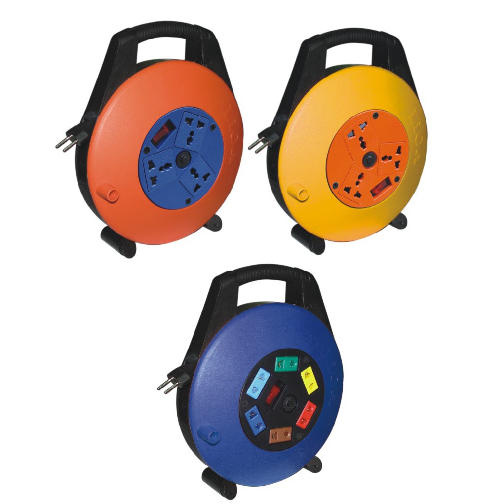 Ổ cắm kéo dài quay tay kiểu xách tay 10 mét 15A XTD10-2-10A LIOA