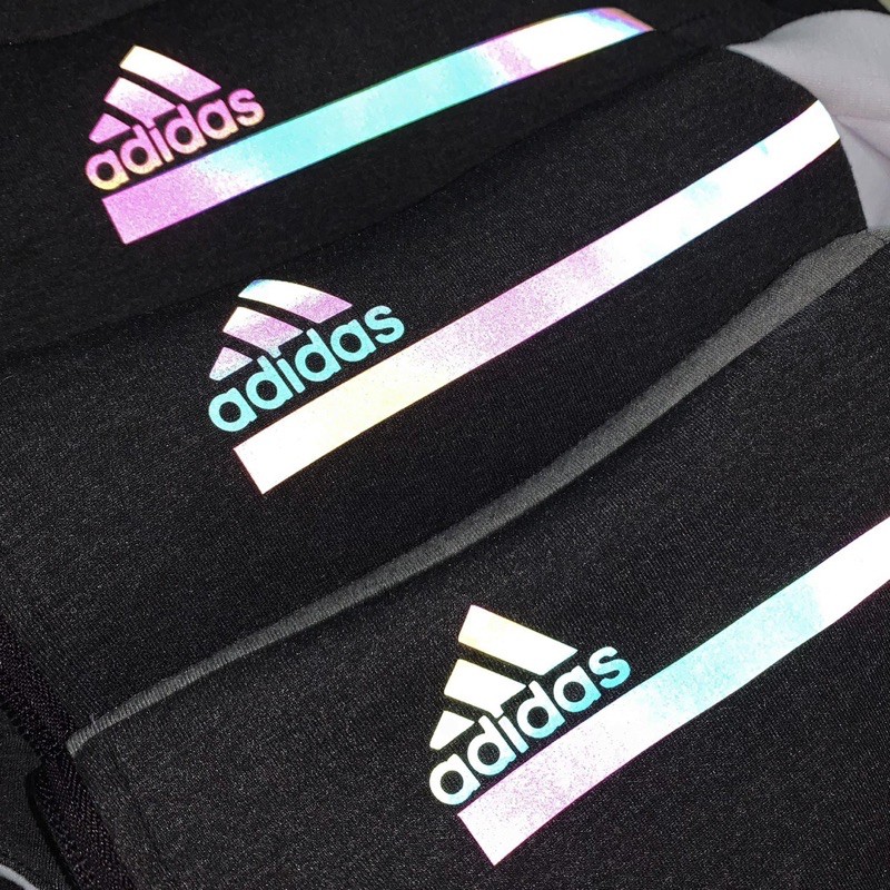 Áo khoác adidas