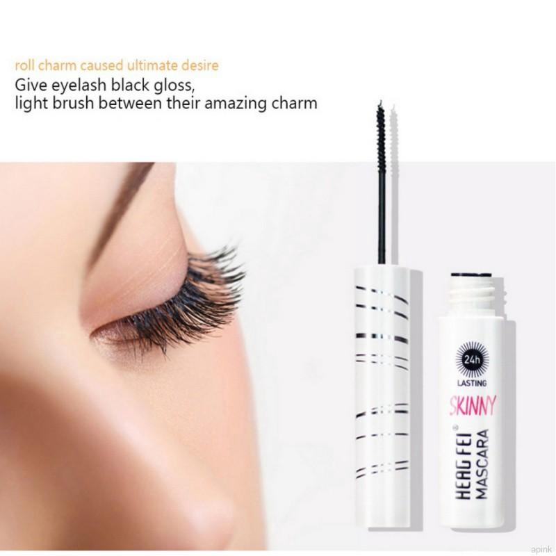 Mascara màu đen chuốt dài mi nhanh chóng