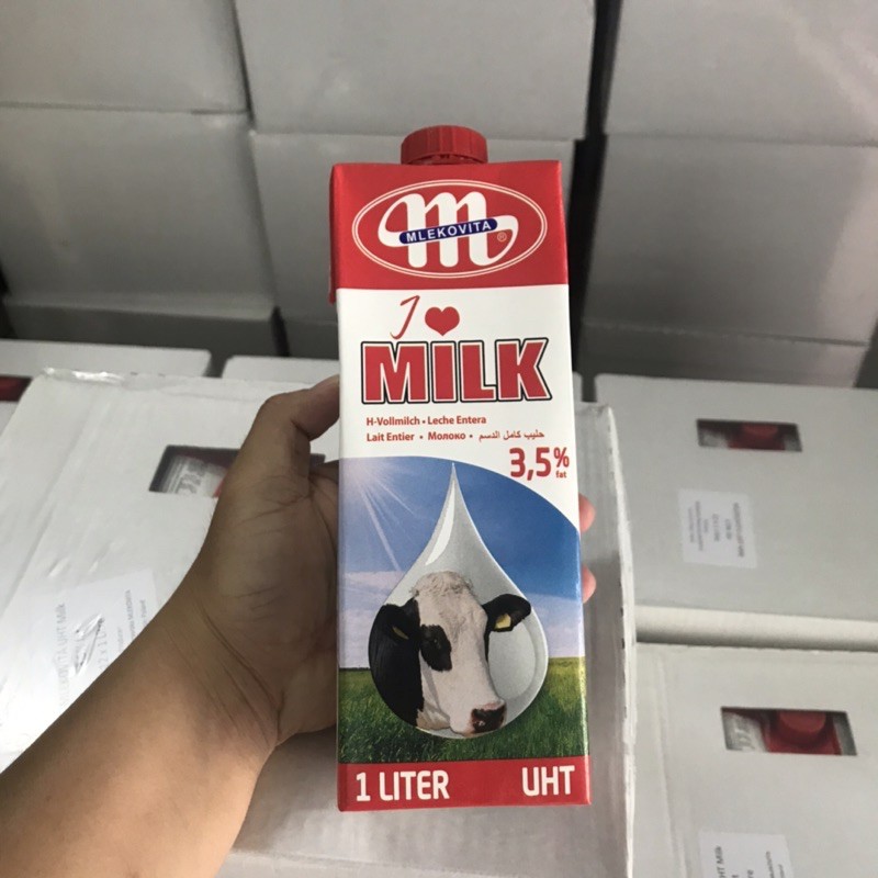 Hộp sữa tươi Balan Mlekovita nhãn i love milk 1Lít [Date 01/2022]