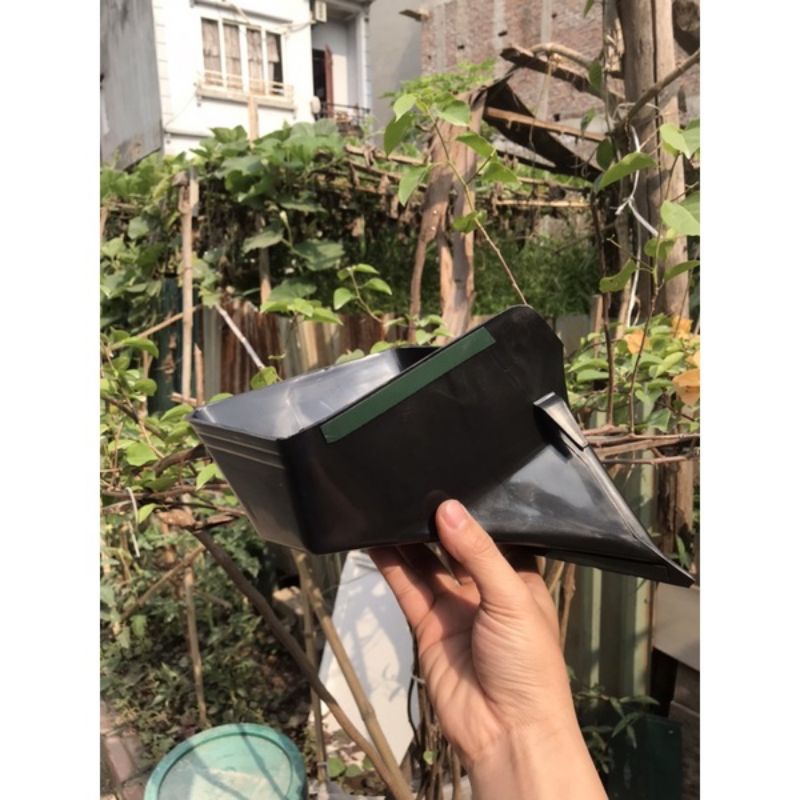 Hộp đựng đồ phía trước xe WinnerX cực đẹp