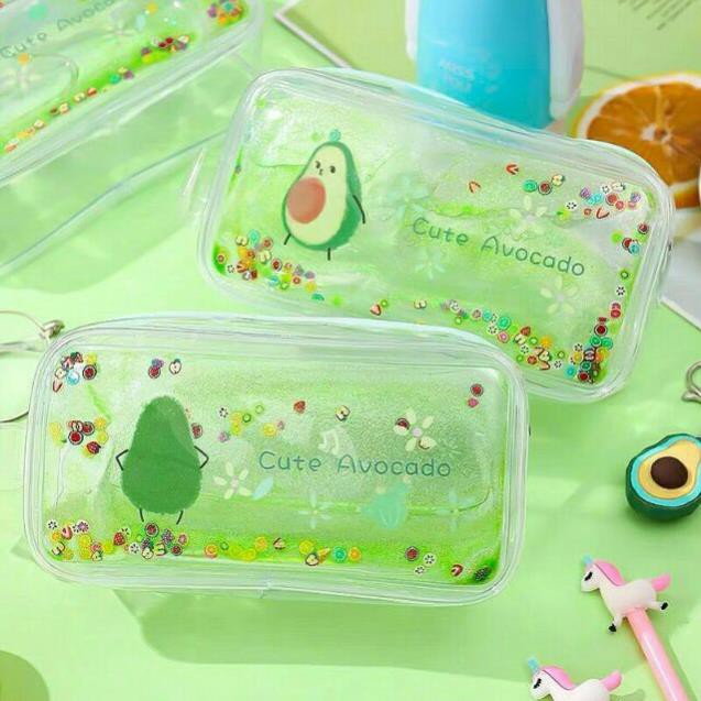 Bóp nước trọng suốt