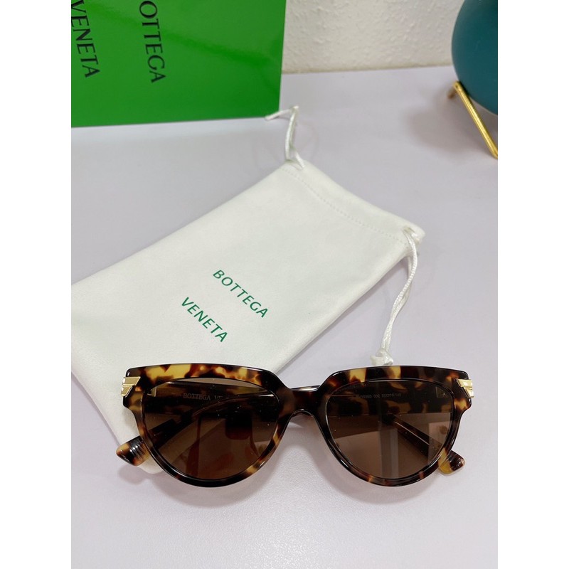 Kính thời trang nữ gọng nhựa mắt nhỏ mắt chống loá bottega veneta