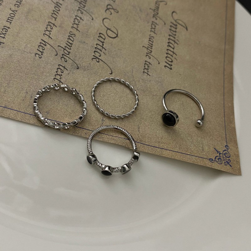 Nhẫn kim loại kiểu dáng sáng tạo thời trang