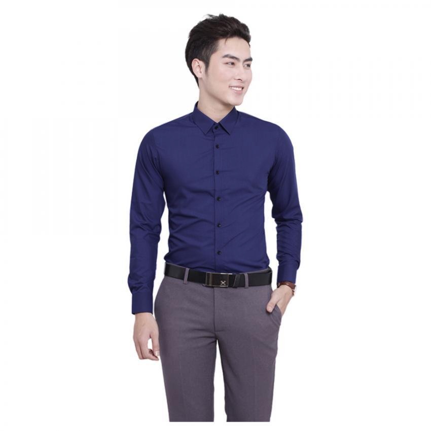 Áo sơ mi nam dài tay, theo phong cách sơ mi công sở Hàn Quốc, màu Xanh than, vải lụa mềm mịn, dày dặn, thấm hút mồ hôi