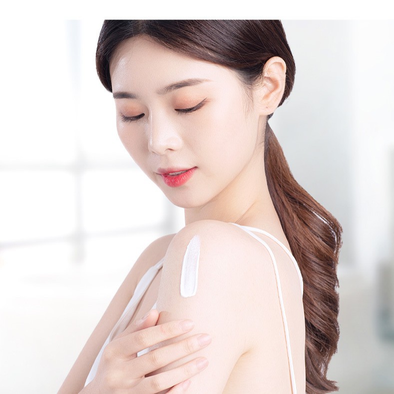 Kem dưỡng da nâng tông cấp nước Maycreate Aqua Tone Up Cream Senabeauty | BigBuy360 - bigbuy360.vn
