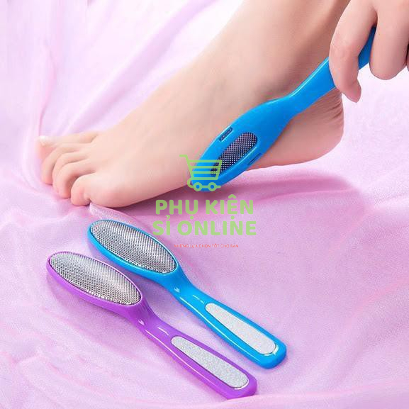 Cây chà gót chân 2 mặt kim loại tiện lợi