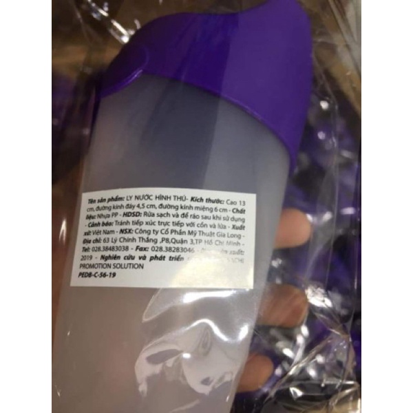 Ly nước hình thú