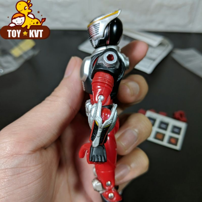 Mô Hình SHS Kamen Rider Ryuki Chogokin Kim Loại