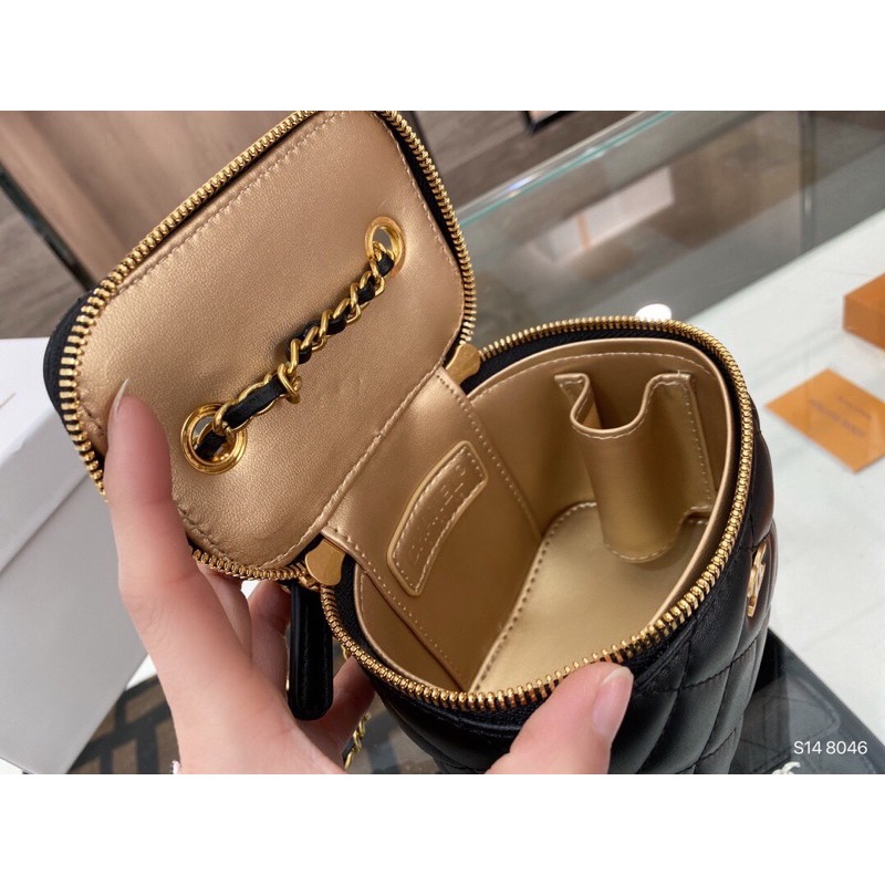 Túi dáng hộp, túi đeo chéo Gucci GG GC da thật cao cấp