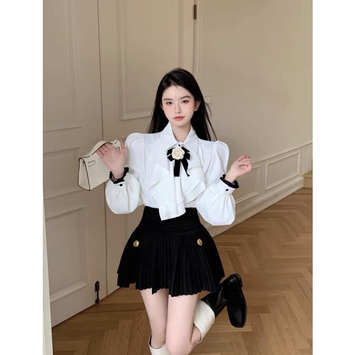 Áo sơ mi nữ cổ bèo tag hoa sang sịn