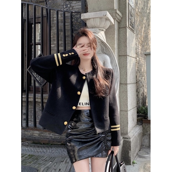 𝐂𝐎́ 𝐒𝐀̆̃𝐍. Áo Khoác Choàng Phong Cách Hoàng Gia