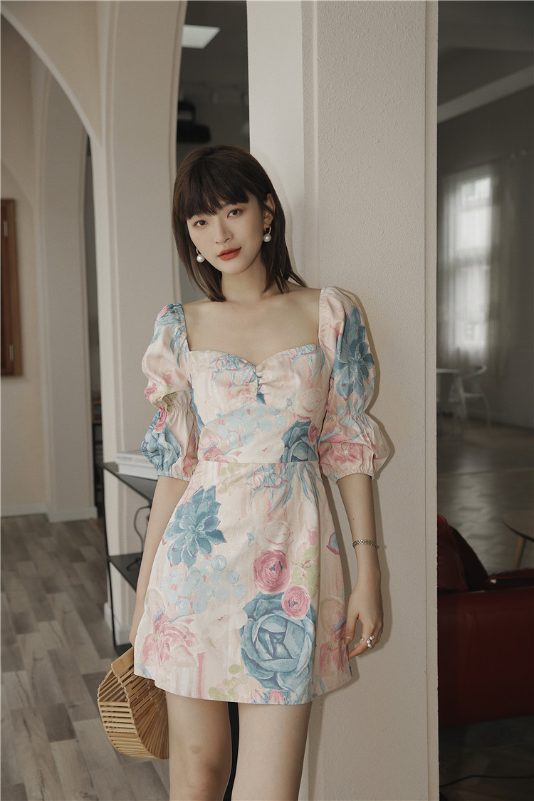 Đầm Nữ Tay Phồng Cổ Vuông Họa Tiết Sơn Dầu Thời Trang | BigBuy360 - bigbuy360.vn
