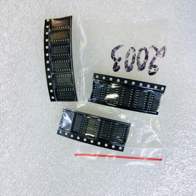 10c IC : ULN 2003 chân dán
