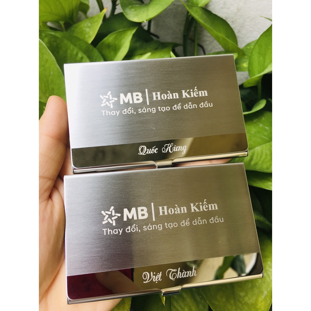 VÍ ĐỰNG DANH THIẾP KHẮC LOGO NGÂN HÀNG MB BANK THEO YÊU CẦU.