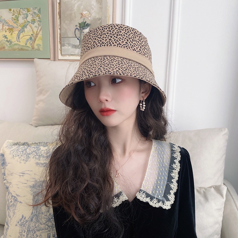 Mũ vải tai bèo thời trang có dây rút điều chỉnh phù hợp với vòng đầu họa tiết chữ K 2 màu