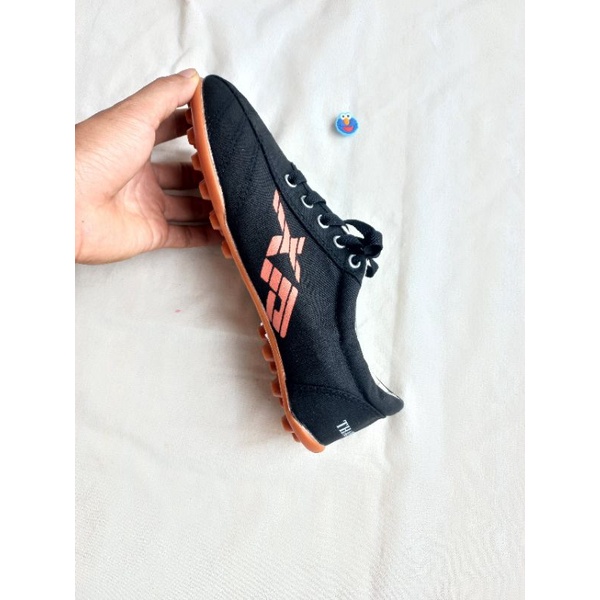 Giày bóng đá nam nữ.Giày đinh tp hàng công ty chính hãng