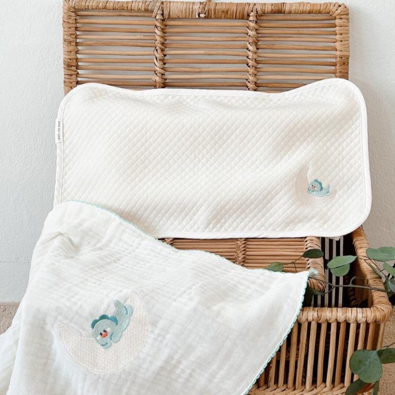 Thảm lót chống thấm và gối cotton thoáng khí chống thấm thêu hình mặt trăng phong cách Hàn Quốc cho bé sơ sinh