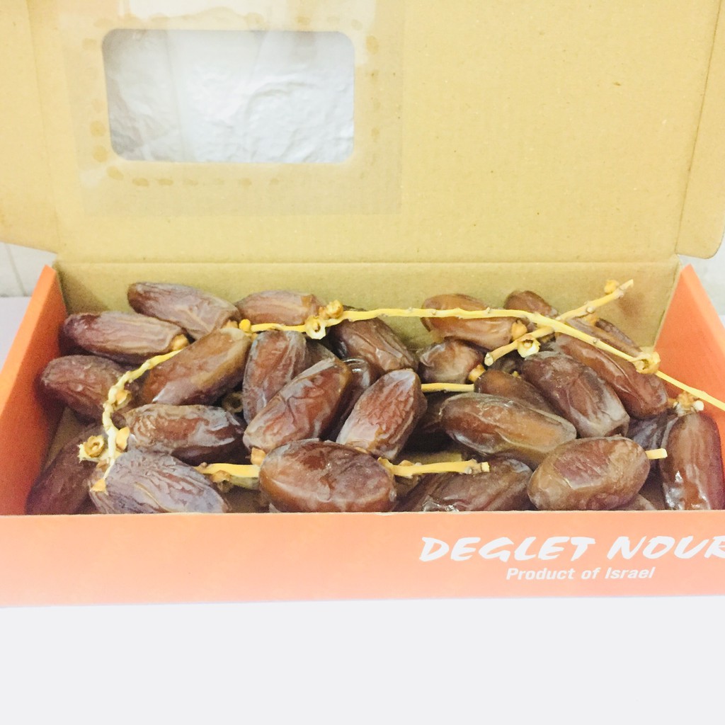Chà là khô nguyên cành Deglet Nour Israel 500G