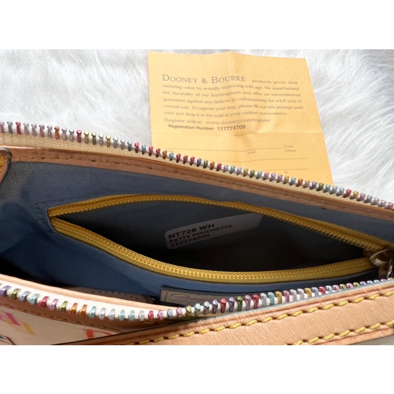 Túi xách tay nữ Dooney & Bourke